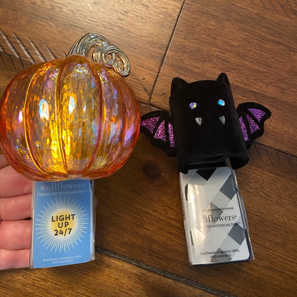HALLOWEEN Wallflowers!!! NEW!